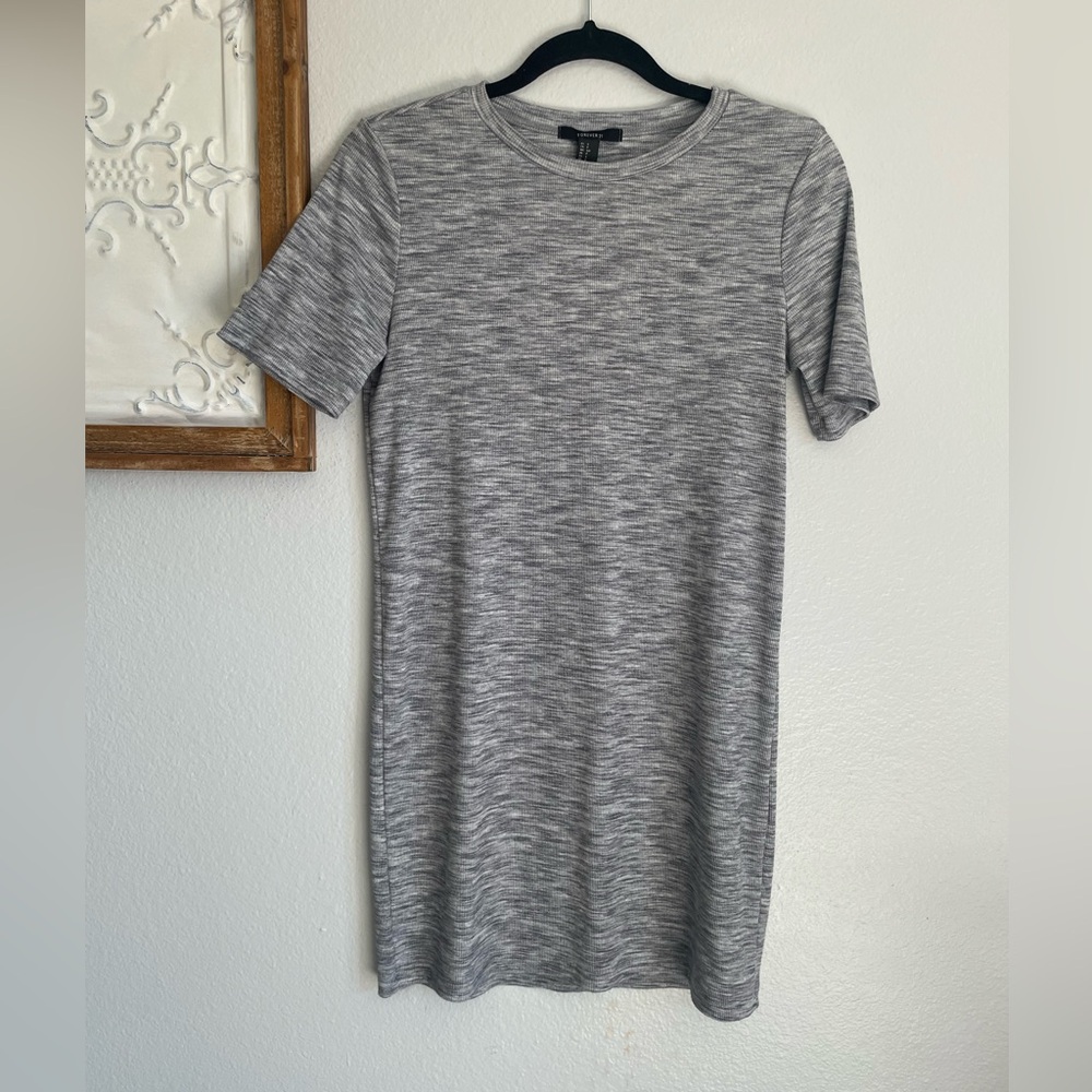 Forever 21 Women’s T-shirt Dress Size Small Gray